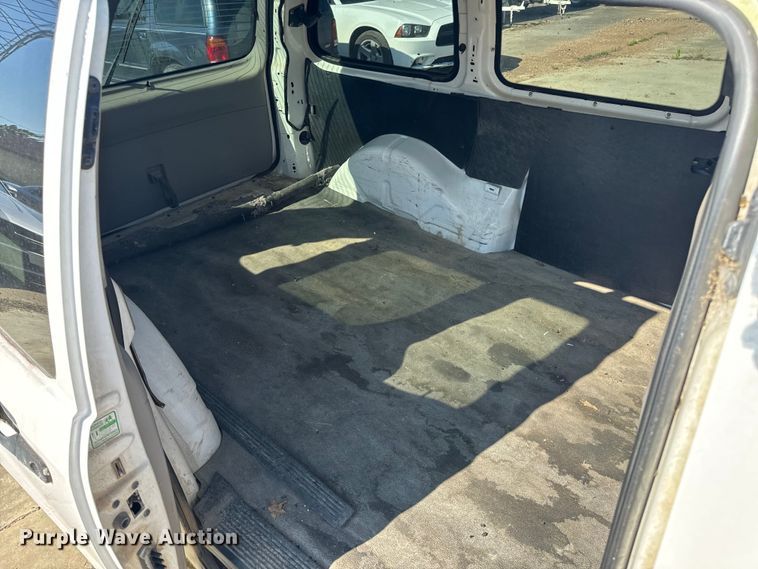 image for item EH6827 1998 Ford Windstar van