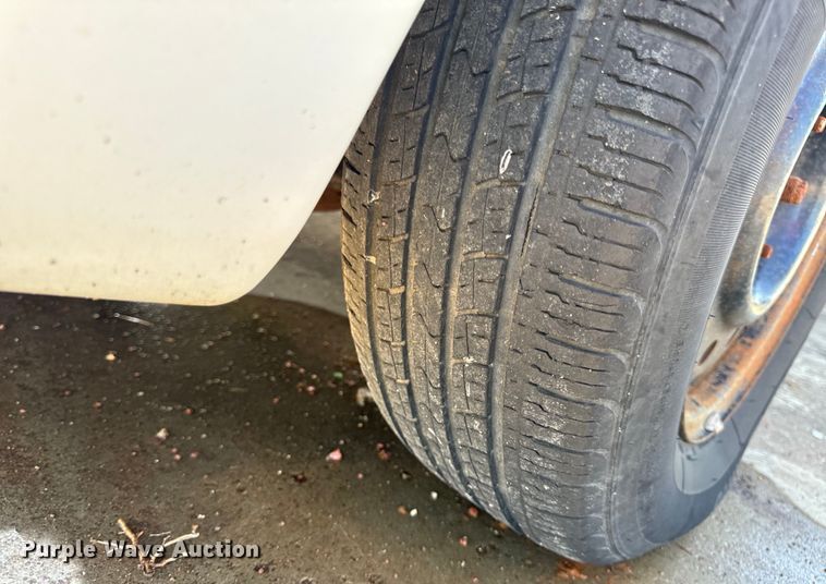 image for item EH6827 1998 Ford Windstar van