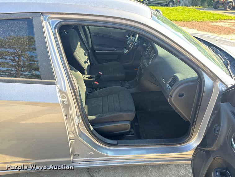 image for item EH6829 2014 Dodge Charger Police 