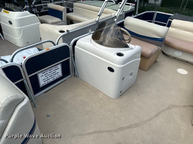 image for item EH6835 2011 Forest River 424CR LSR pontoon boat