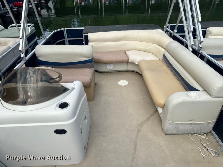 image for item EH6835 2011 Forest River 424CR LSR pontoon boat