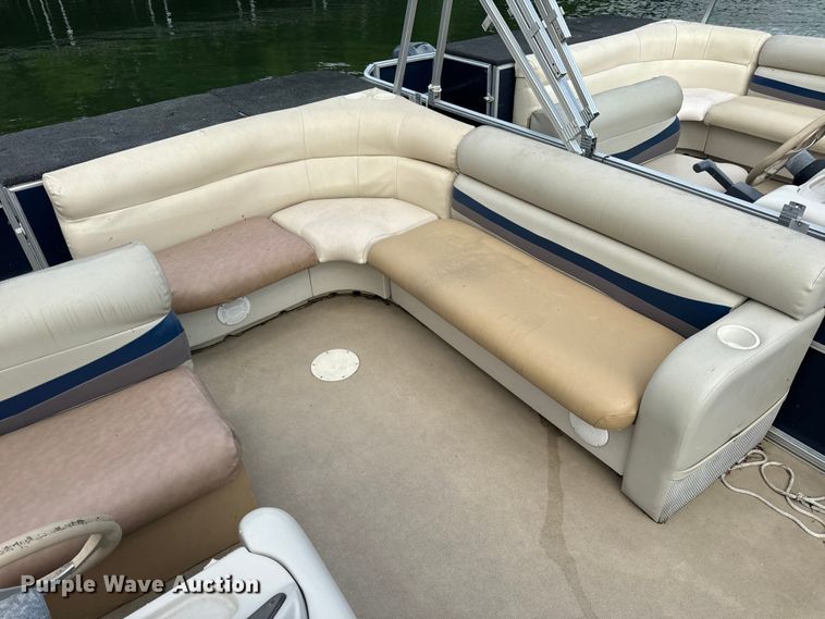 image for item EH6835 2011 Forest River 424CR LSR pontoon boat