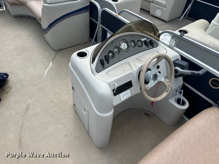 image for item EH6835 2011 Forest River 424CR LSR pontoon boat