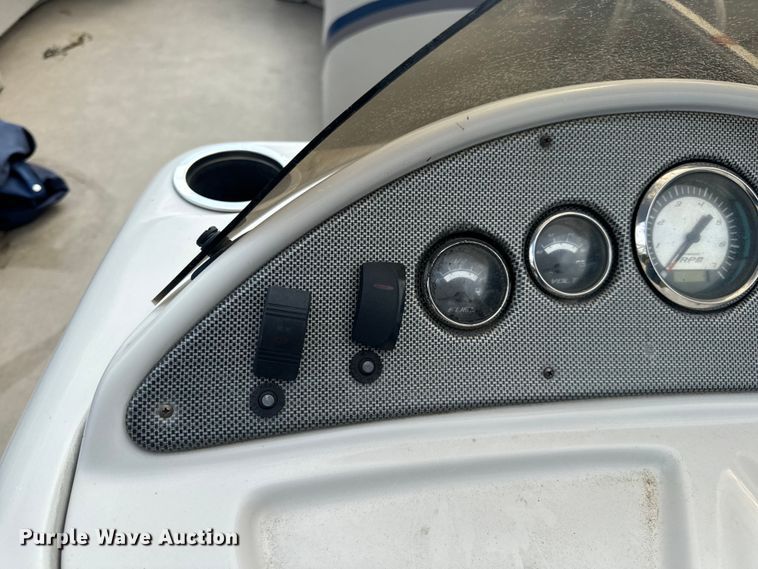 image for item EH6835 2011 Forest River 424CR LSR pontoon boat