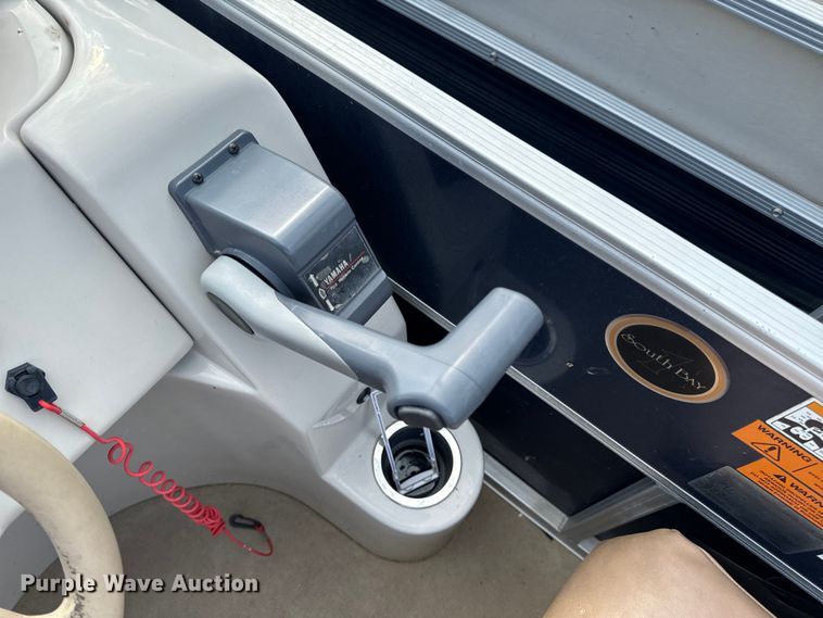 image for item EH6835 2011 Forest River 424CR LSR pontoon boat