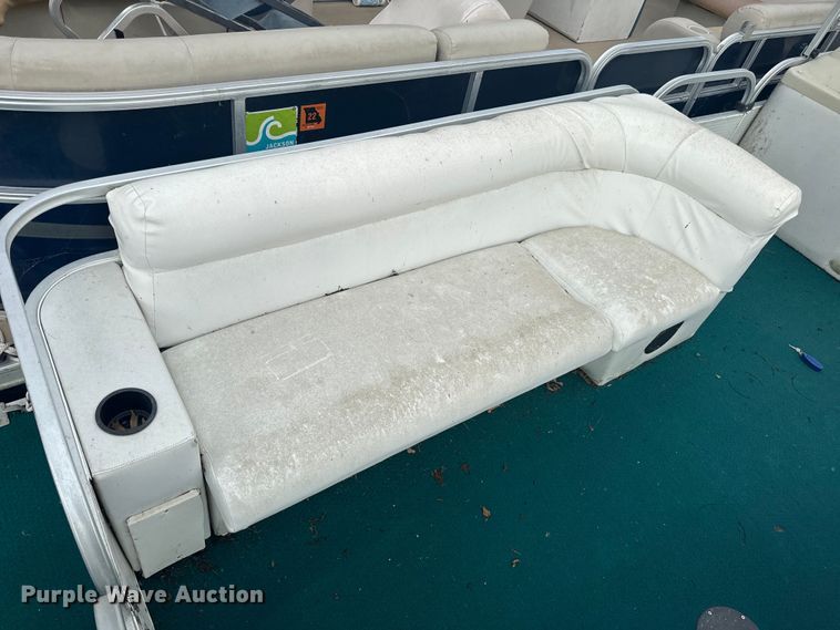 image for item EH6837 2003 Playcraft pontoon boat