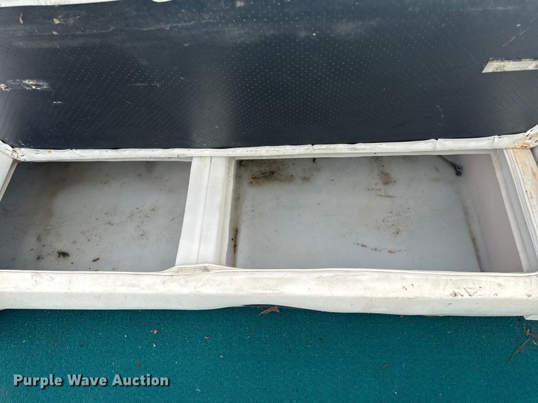 image for item EH6837 2003 Playcraft pontoon boat