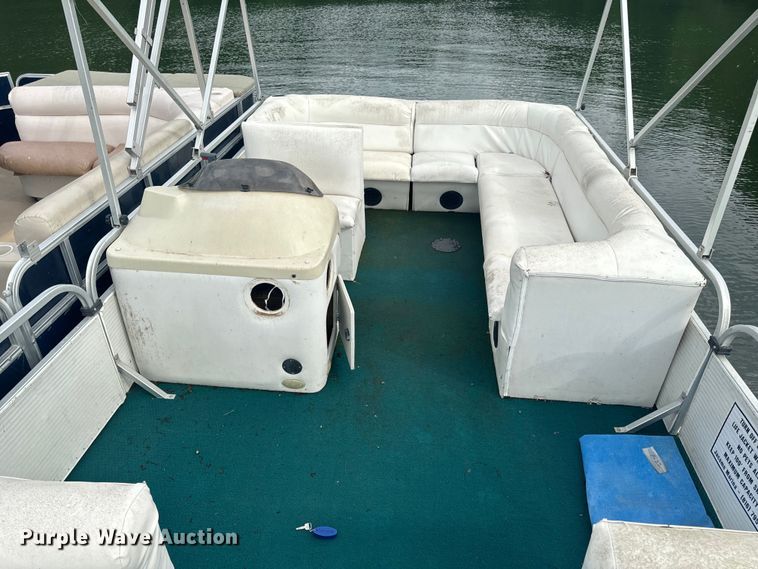 image for item EH6837 2003 Playcraft pontoon boat