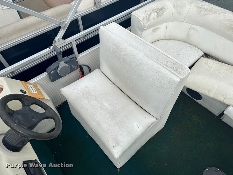 image for item EH6837 2003 Playcraft pontoon boat