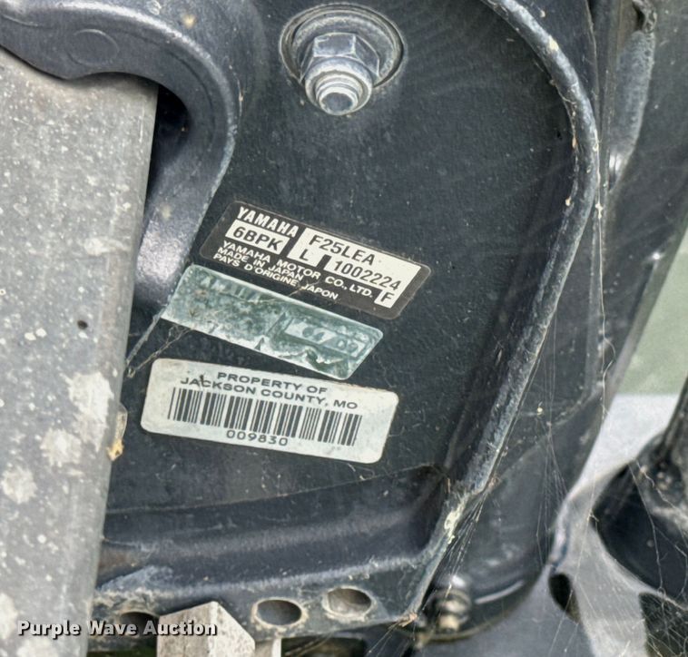 image for item EH6837 2003 Playcraft pontoon boat