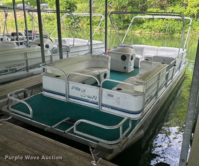 image for item EH6838 2003 Playcraft pontoon boat