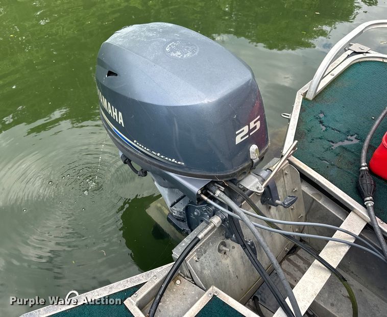 image for item EH6838 2003 Playcraft pontoon boat