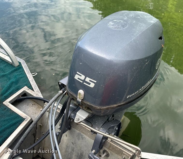 image for item EH6838 2003 Playcraft pontoon boat