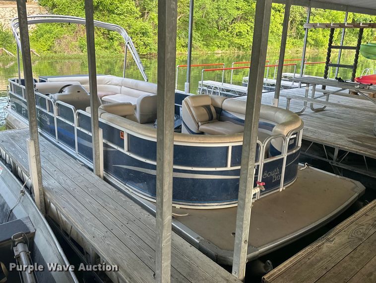 image for item EH6839 2011 Forest River 524CRLSR pontoon boat