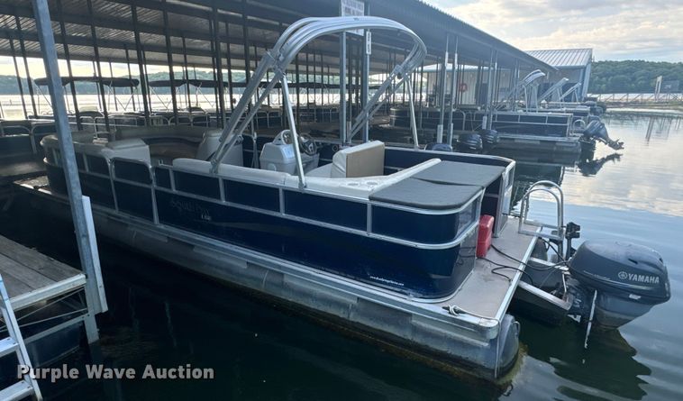 image for item EH6839 2011 Forest River 524CRLSR pontoon boat