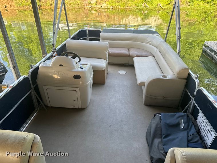 image for item EH6839 2011 Forest River 524CRLSR pontoon boat