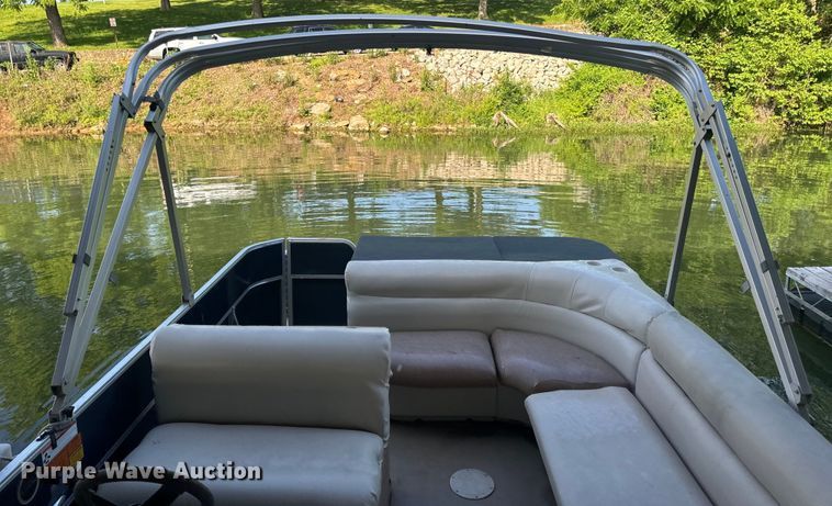 image for item EH6839 2011 Forest River 524CRLSR pontoon boat