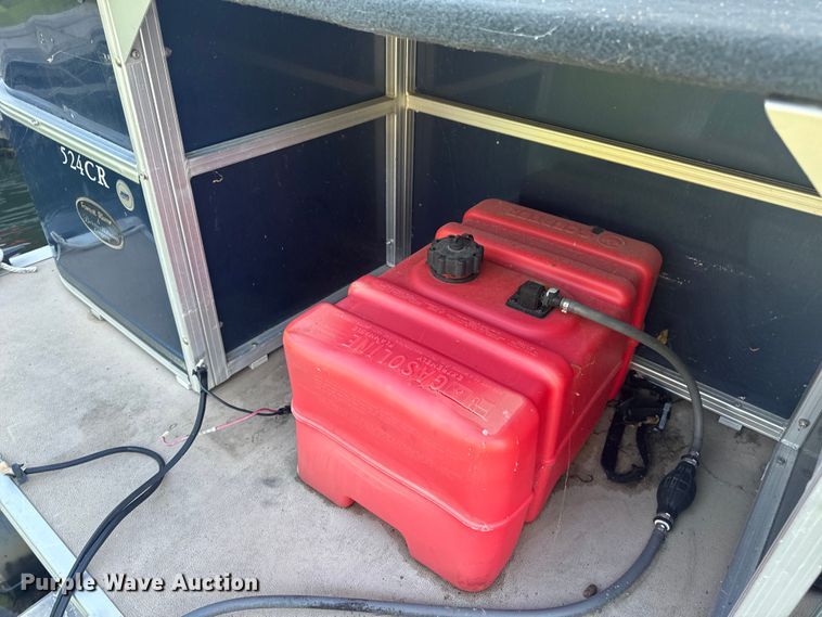 image for item EH6839 2011 Forest River 524CRLSR pontoon boat