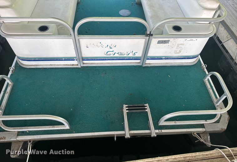 image for item EH6840 2003 Playcraft pontoon boat