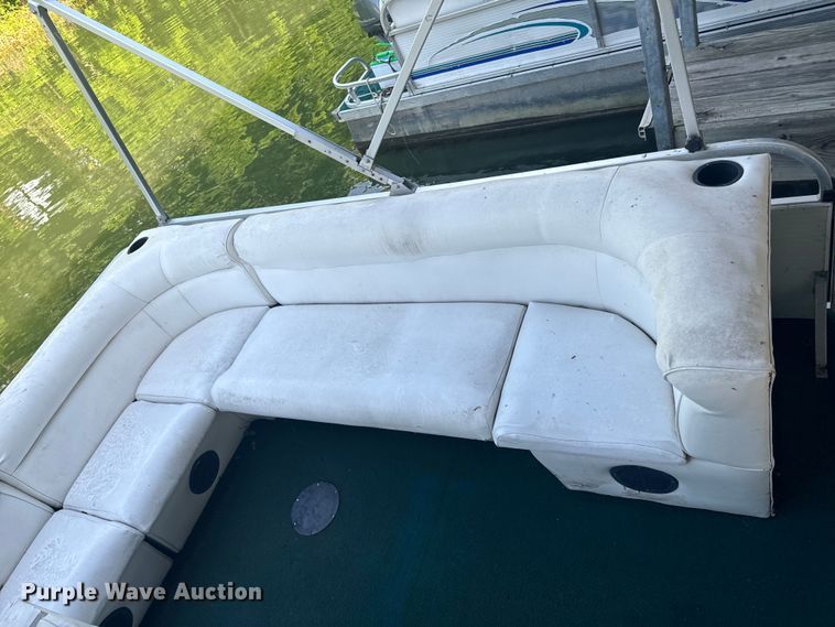 image for item EH6840 2003 Playcraft pontoon boat