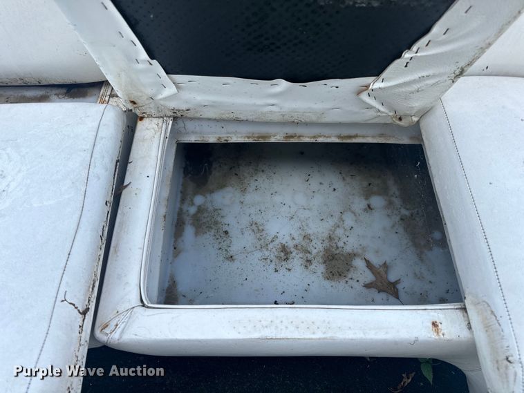 image for item EH6840 2003 Playcraft pontoon boat