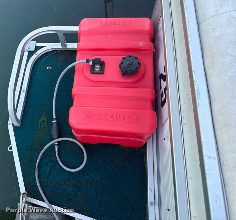 image for item EH6840 2003 Playcraft pontoon boat