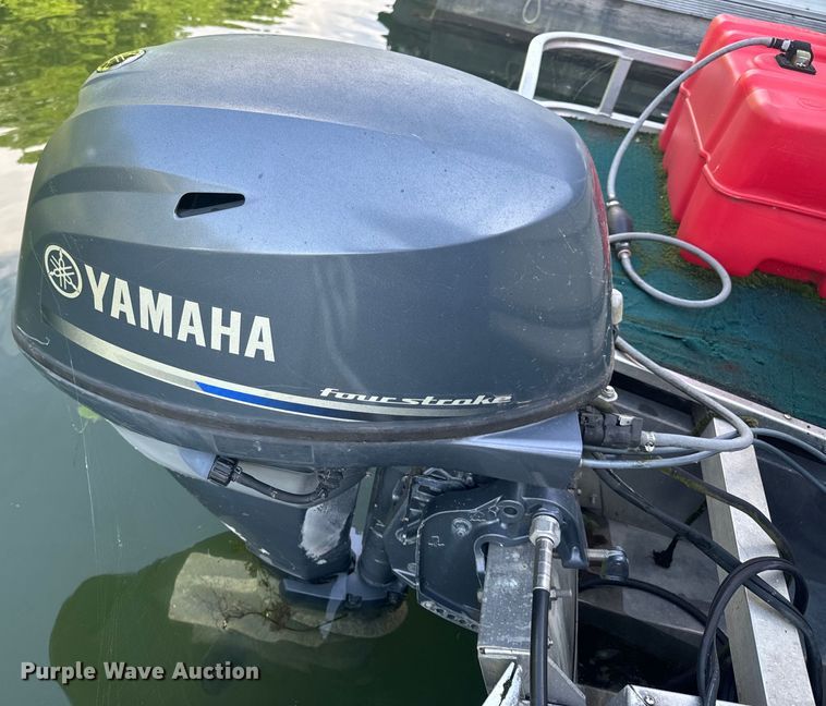 image for item EH6840 2003 Playcraft pontoon boat