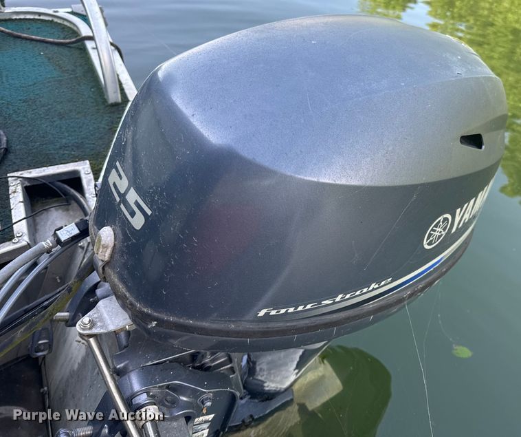 image for item EH6840 2003 Playcraft pontoon boat