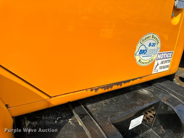 image for item EH6844 2002 International  4900 flatbed truck