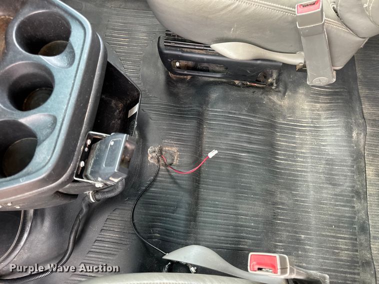 image for item EH6847 2015 Chevrolet  Express 3500 van