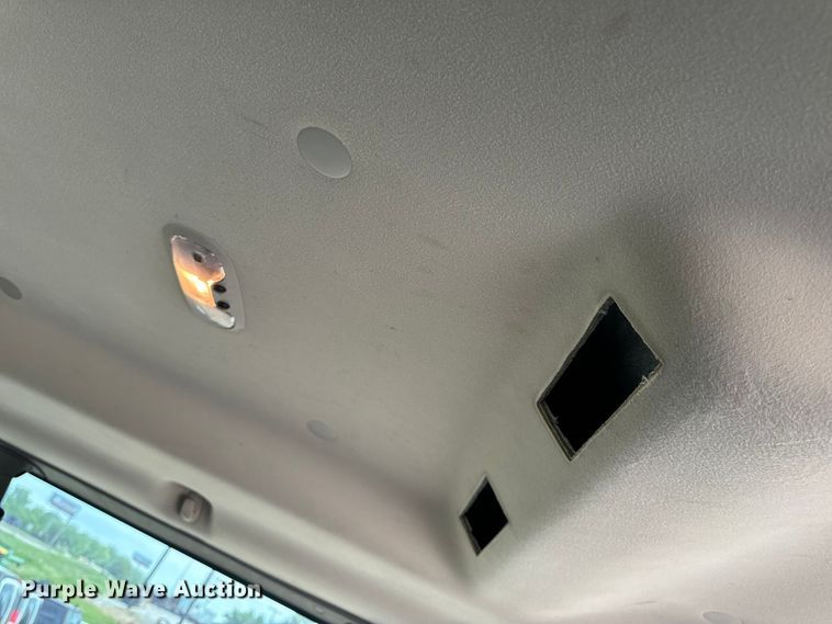 image for item EH6847 2015 Chevrolet  Express 3500 van