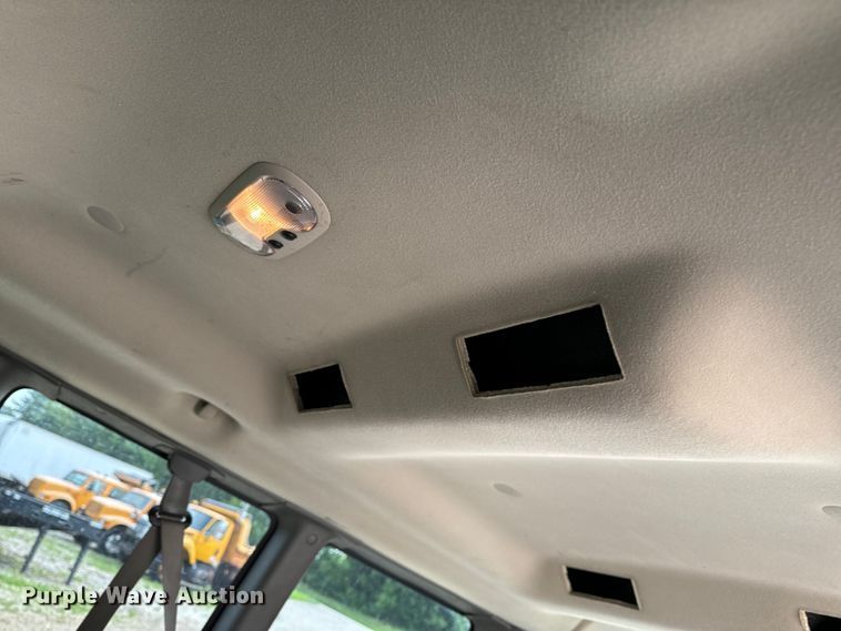 image for item EH6847 2015 Chevrolet  Express 3500 van