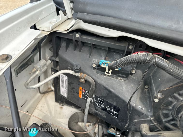 image for item EH6847 2015 Chevrolet  Express 3500 van