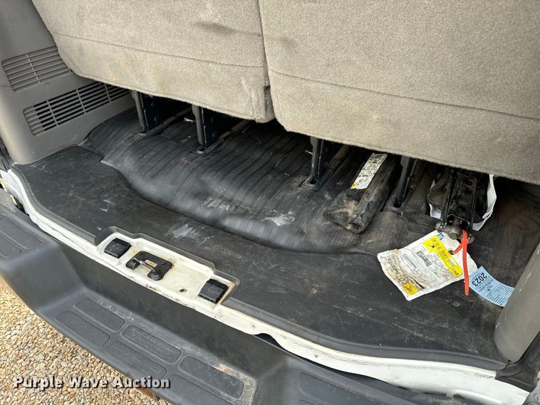 image for item EH6848 2017 Chevrolet  Express 3500 van