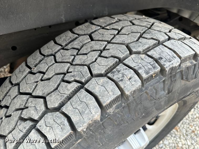 image for item EH6848 2017 Chevrolet  Express 3500 van