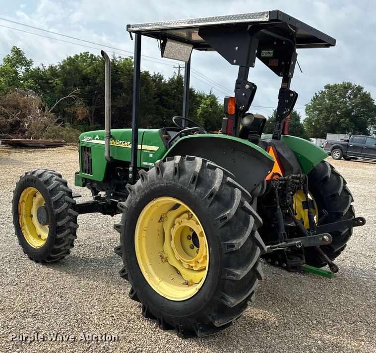 image for item EH6849 2004 John Deere  5320 MFWD tractor
