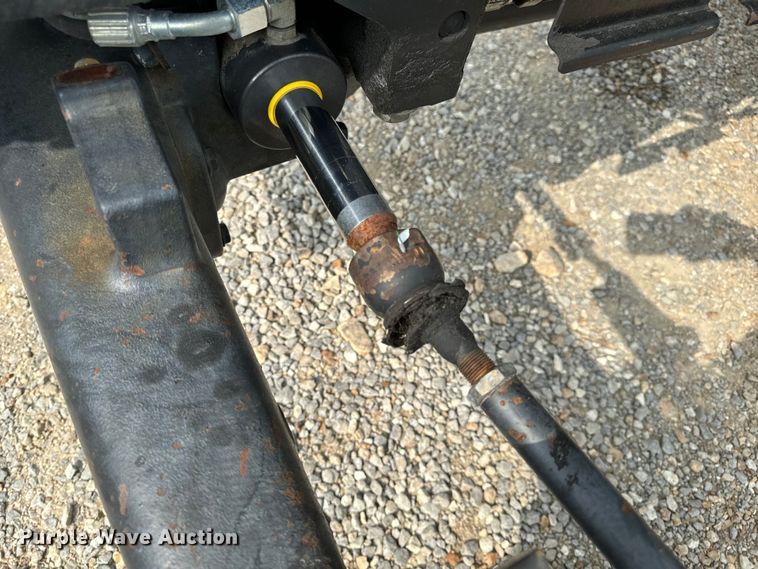 image for item EH6849 2004 John Deere  5320 MFWD tractor