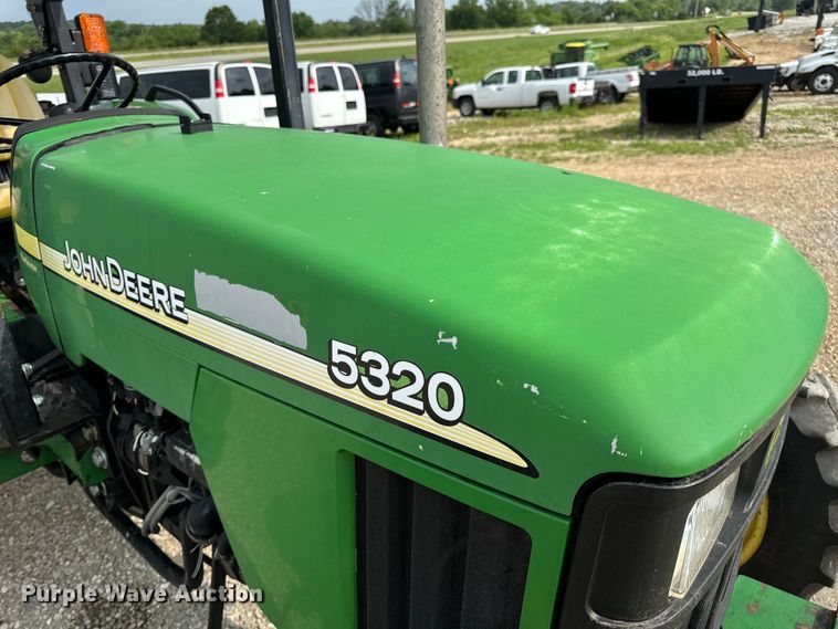 image for item EH6849 2004 John Deere  5320 MFWD tractor