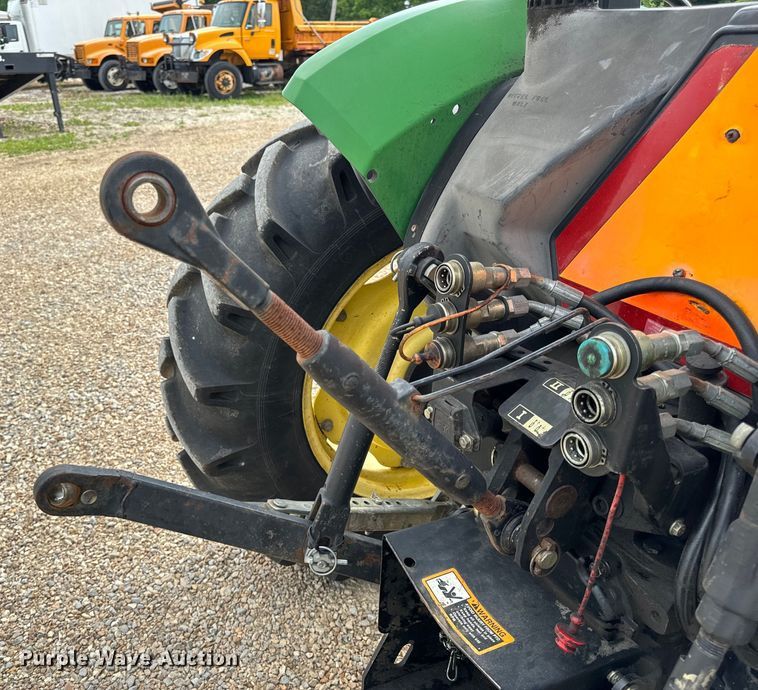image for item EH6849 2004 John Deere  5320 MFWD tractor