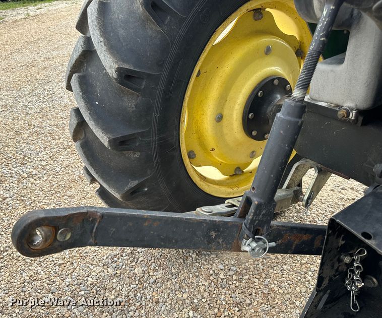 image for item EH6849 2004 John Deere  5320 MFWD tractor