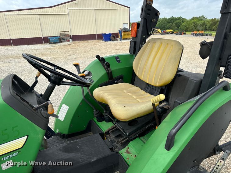 image for item EH6849 2004 John Deere  5320 MFWD tractor