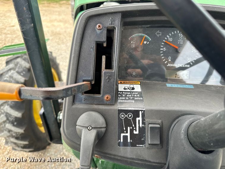 image for item EH6849 2004 John Deere  5320 MFWD tractor