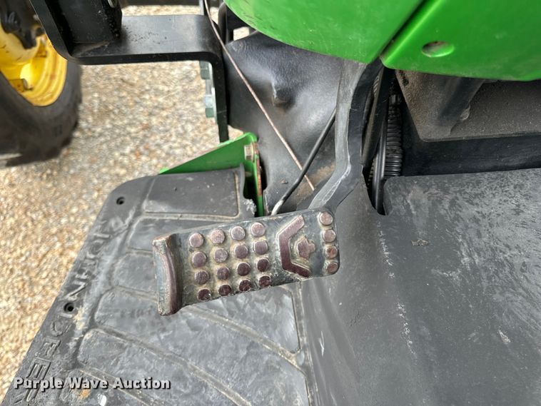 image for item EH6849 2004 John Deere  5320 MFWD tractor