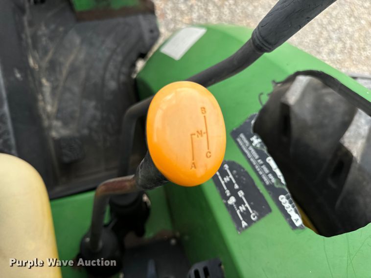 image for item EH6849 2004 John Deere  5320 MFWD tractor