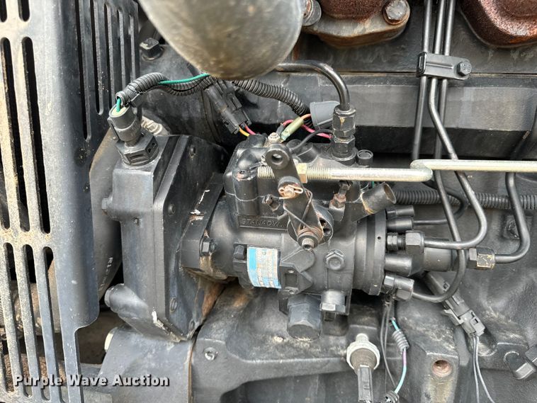 image for item EH6849 2004 John Deere  5320 MFWD tractor