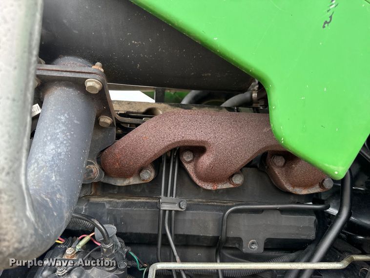 image for item EH6849 2004 John Deere  5320 MFWD tractor