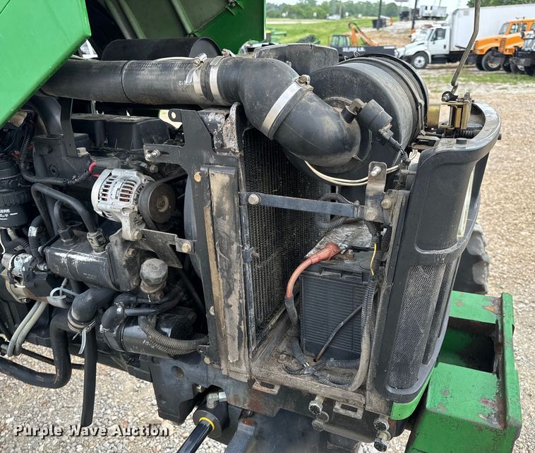 image for item EH6849 2004 John Deere  5320 MFWD tractor