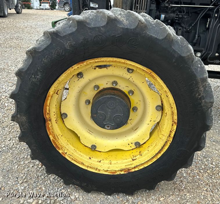 image for item EH6849 2004 John Deere  5320 MFWD tractor