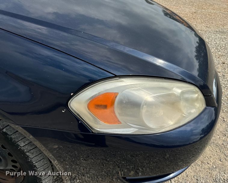 image for item EH6851 2009 Chevrolet  Impala LS 