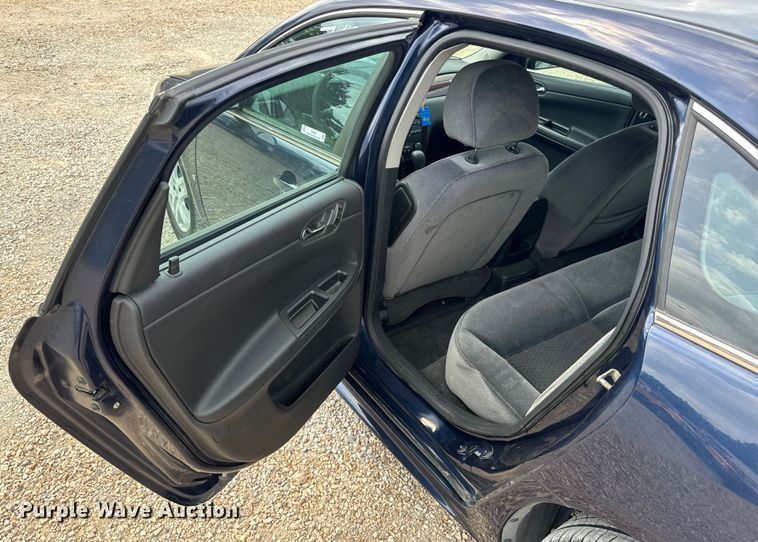 image for item EH6851 2009 Chevrolet  Impala LS 